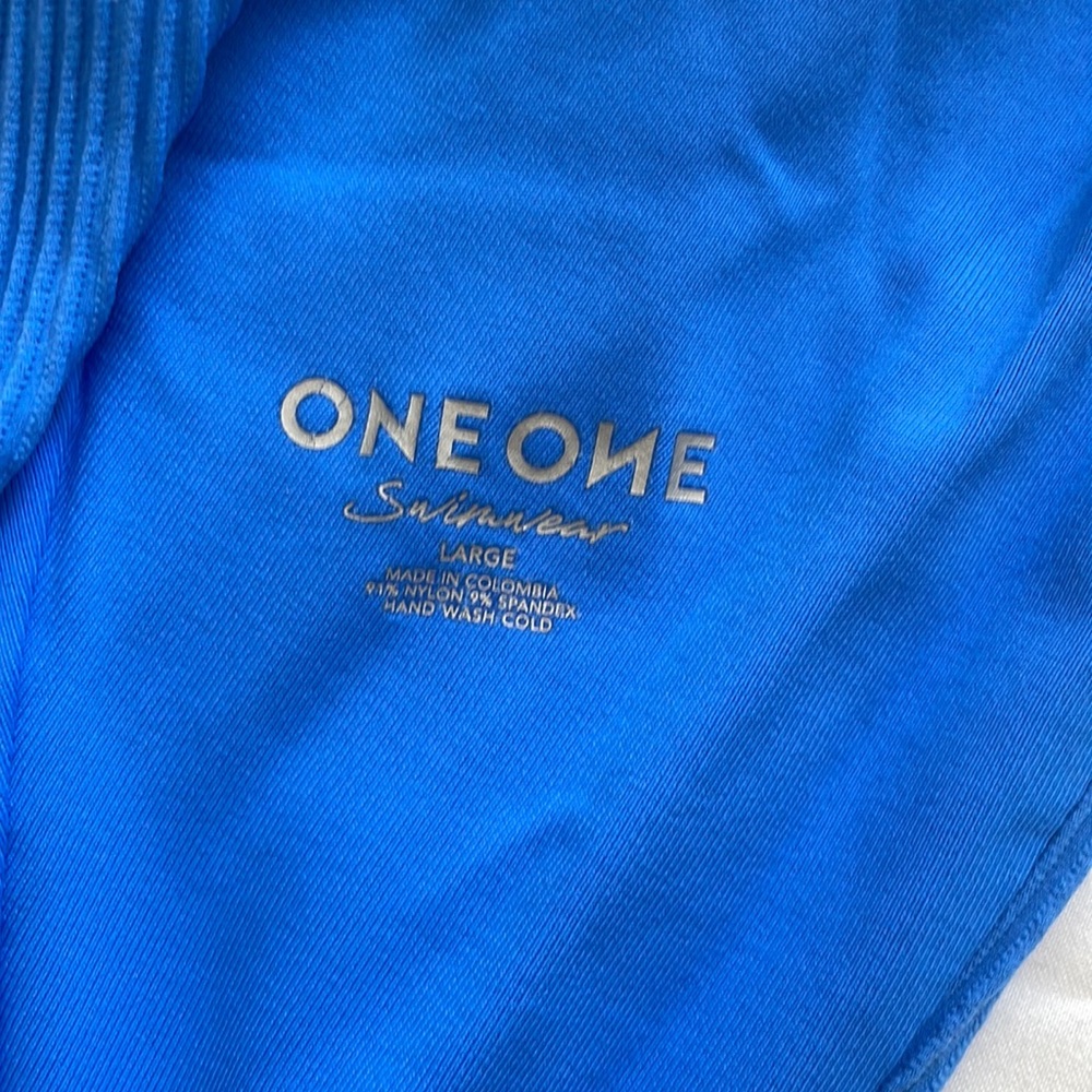 One One Bikini - image 4